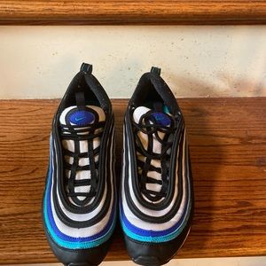 Nike shoes size 7 youth